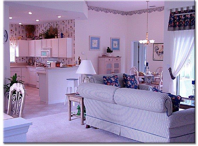 02 Aripeka Living Room